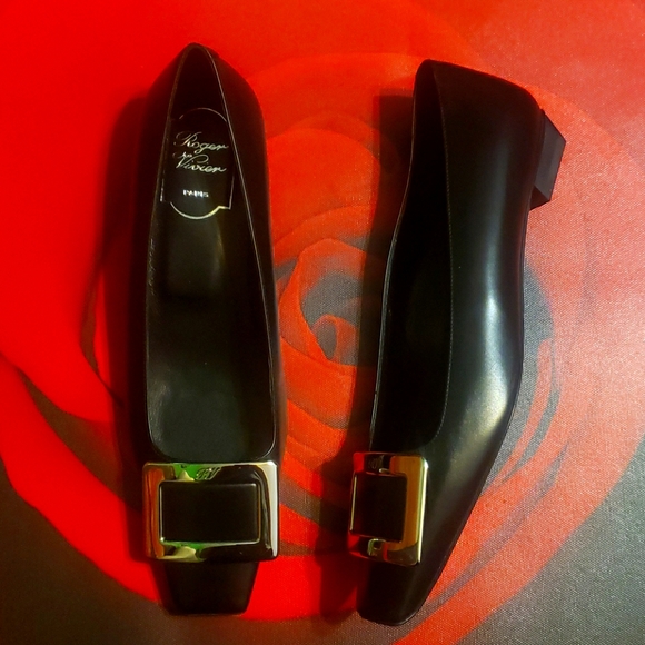 Roger Vivier Flats - Picture 3 of 8